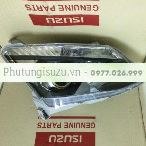 Đèn pha phụ Dmax