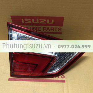 Đèn hậu miếng trong lái Mu-X