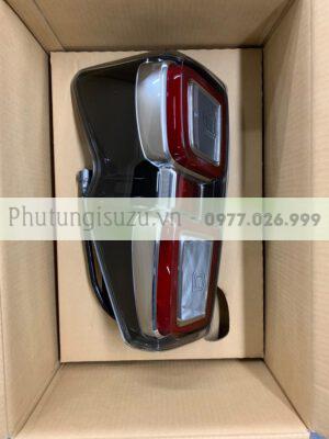 Đèn hậu lái Dmax 2021